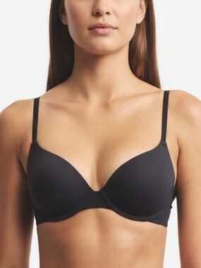 Skims FITS EVERYBODY TSHIRT BRA Onyx Black 32B NWT